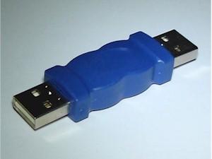 ADAPTADOR USB A MACHO - A MACHO